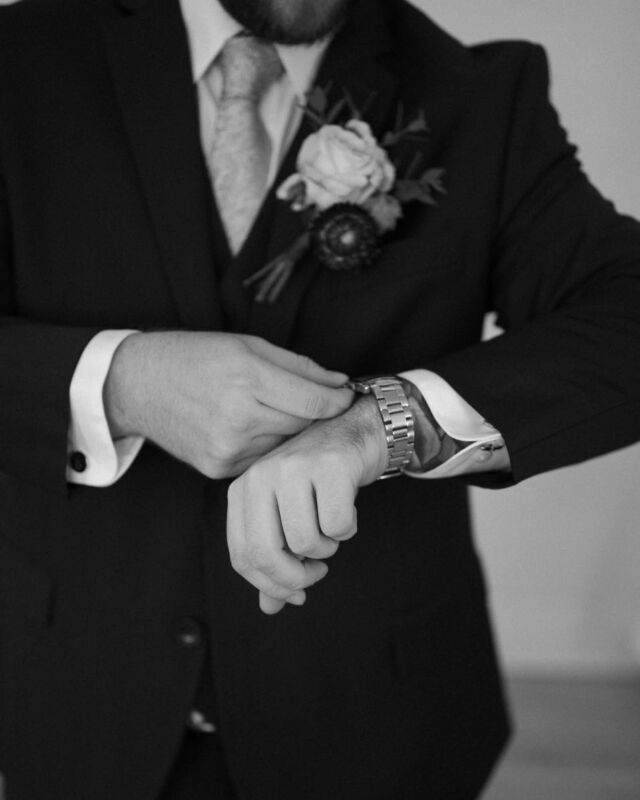 Look Your Best on Your Big Day!👔

From classic tuxedos to modern suits, we have the perfect look for your wedding day. Our expert team will help you find the style and fit that makes you feel like a million bucks. 

📍 Visit us at 1823 Penfield Rd. Penfield NY 14526 to find your perfect suit!

@kaleighmoorephotography 📸

#tuxedo #suits #suit #tux #menswear #rochesterny