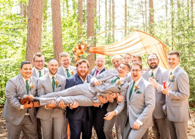 Are you planning a 2024 wedding? Do you still need to schedule fittings for you and your groomsmen?👔 Check out our website to book now for the 2024 season! 

http://incognitomenswear.com/appointment-request/

Picture from the amazing @ewe_photography 

#mensfashion #mensstyle #menswear #suits #suit #tux #tuxedo #wedding
